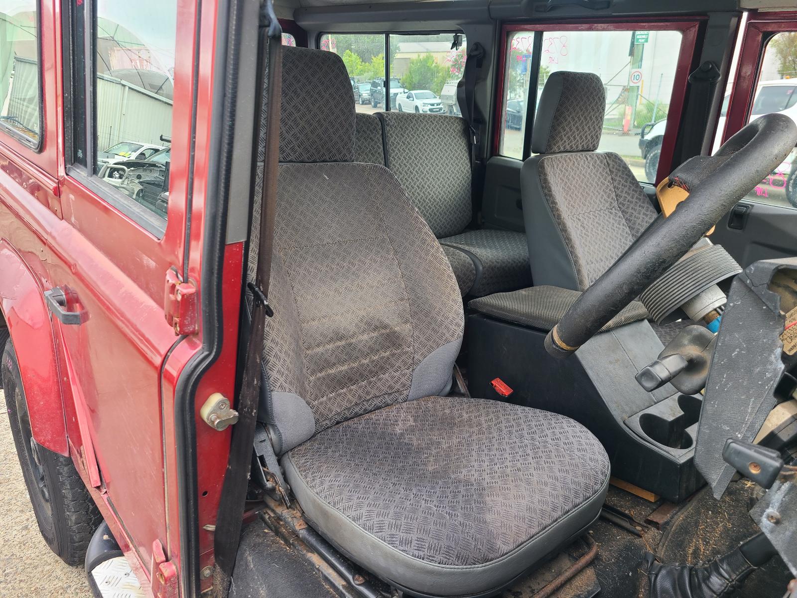 View Land Rover Defender 1999 4 Door Station Wagon