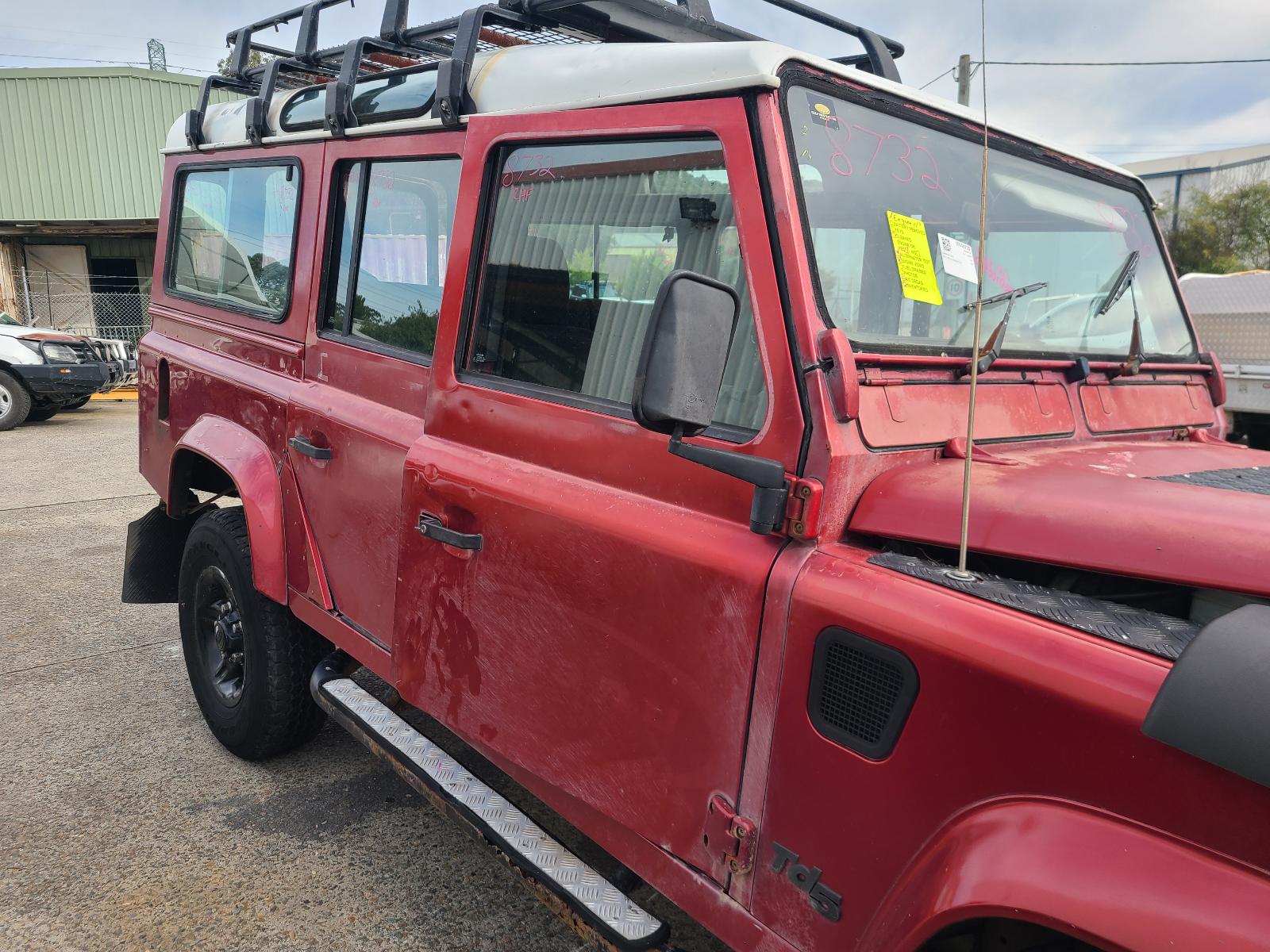 View Land Rover Defender 1999 4 Door Station Wagon