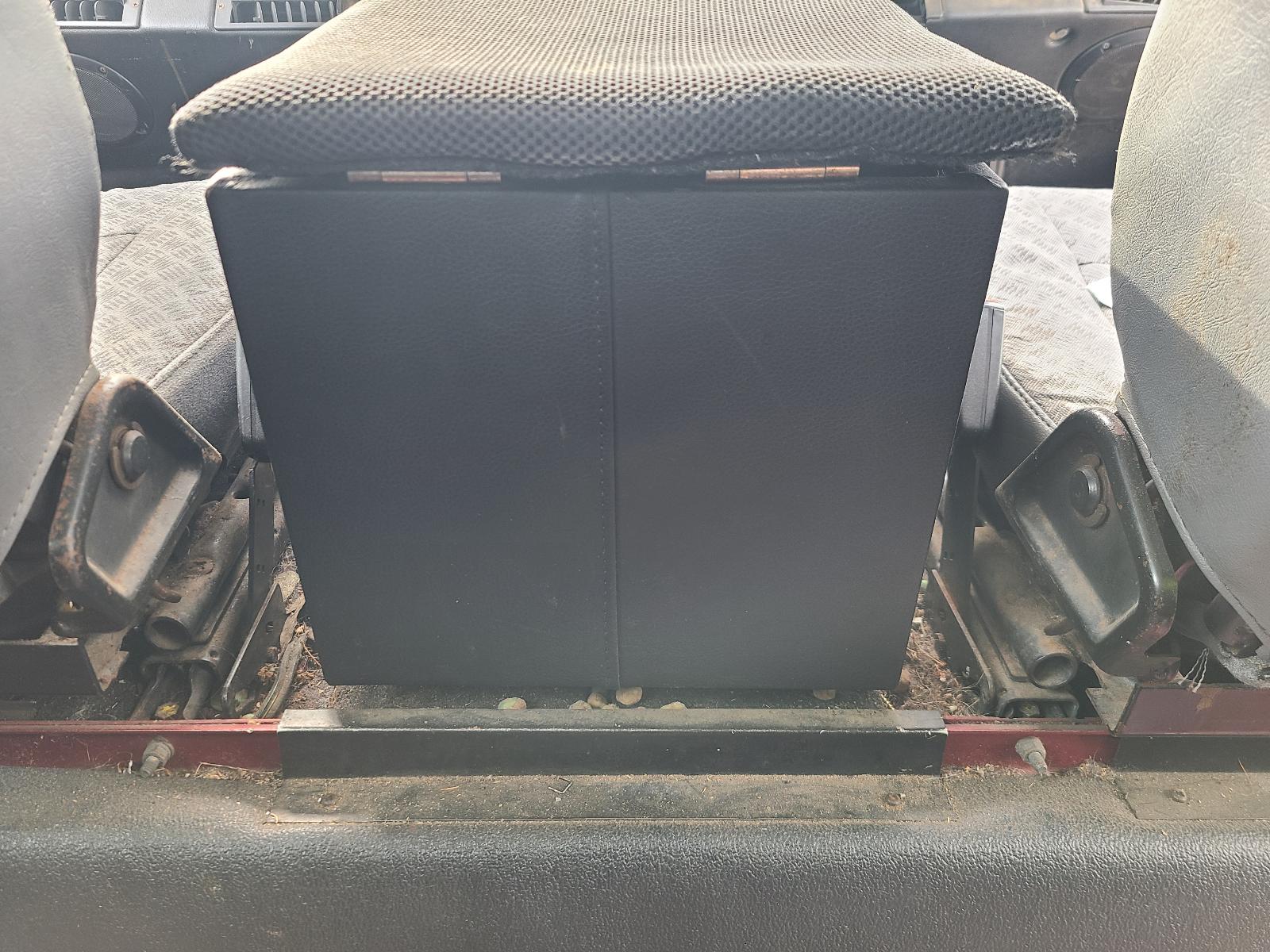View Land Rover Defender 1999 4 Door Station Wagon