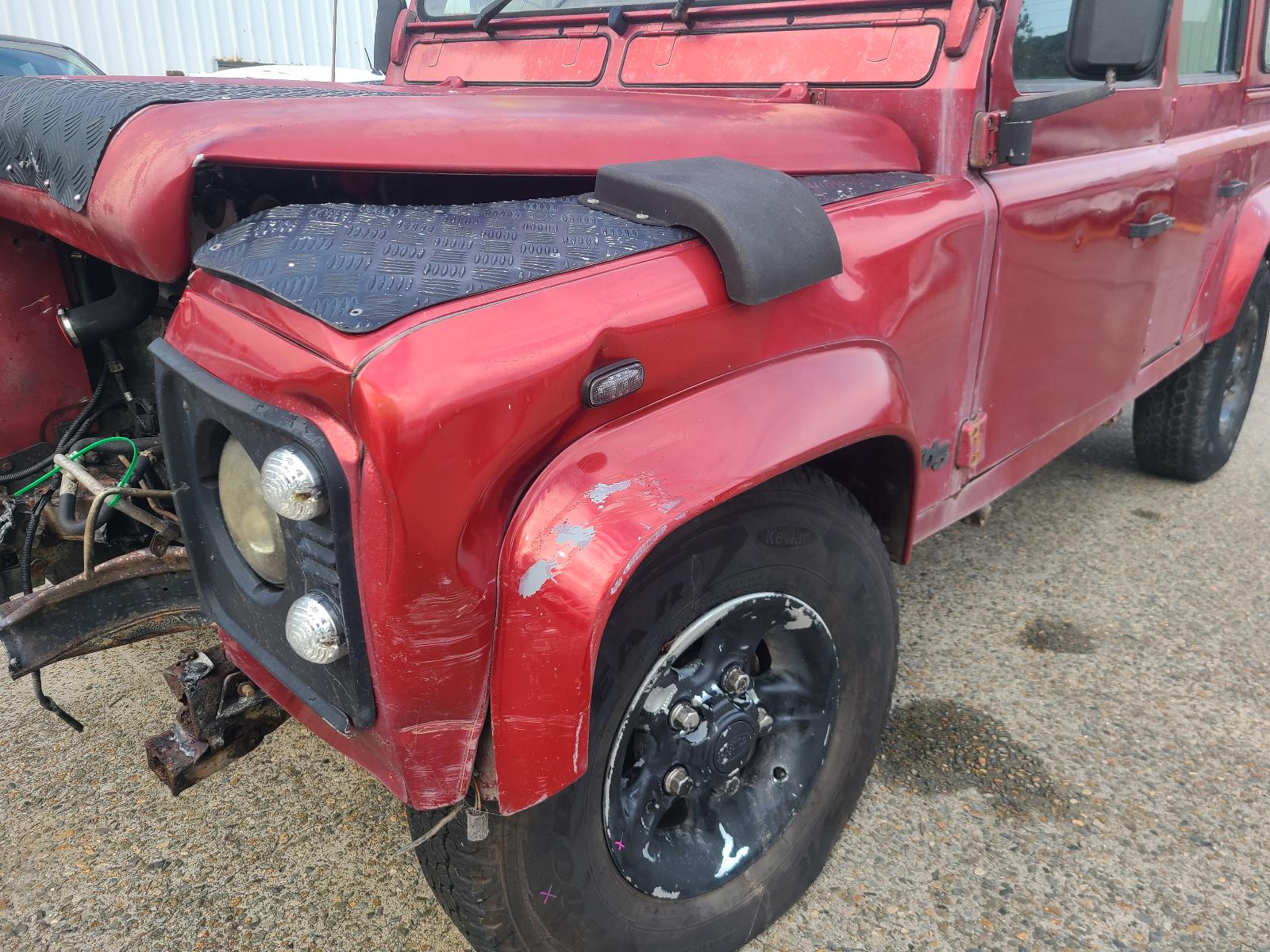View Land Rover Defender 1999 4 Door Station Wagon
