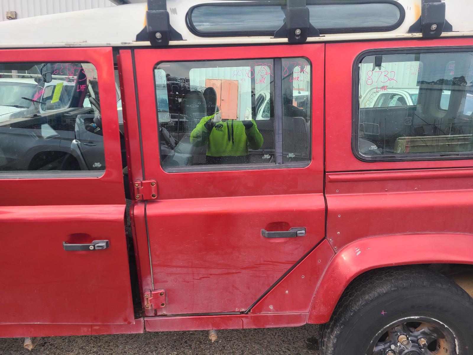 View Land Rover Defender 1999 4 Door Station Wagon