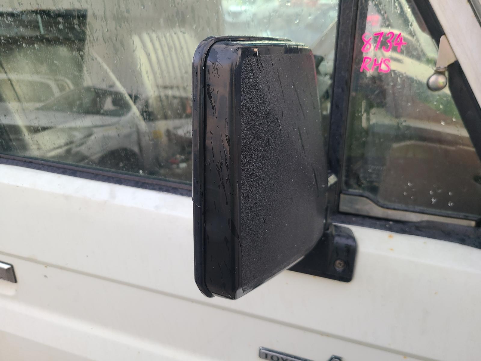 View Toyota Landcruiser 1990  