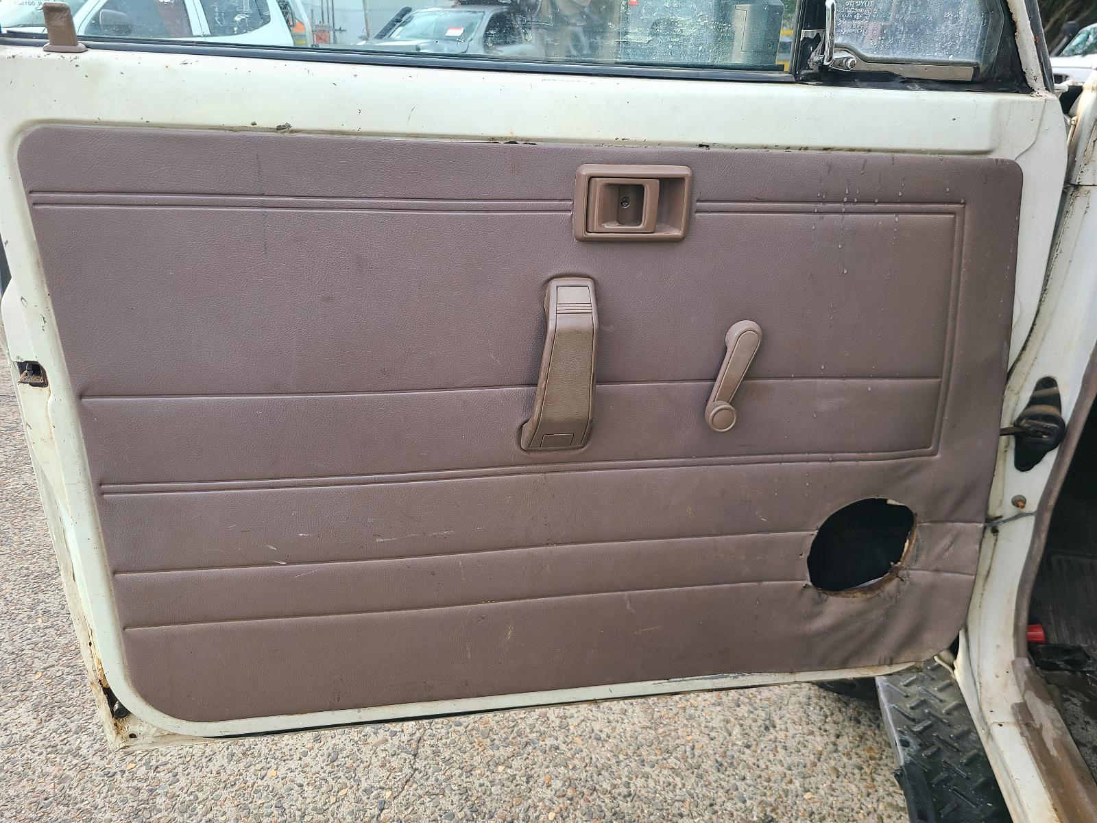 View Toyota Landcruiser 1990  