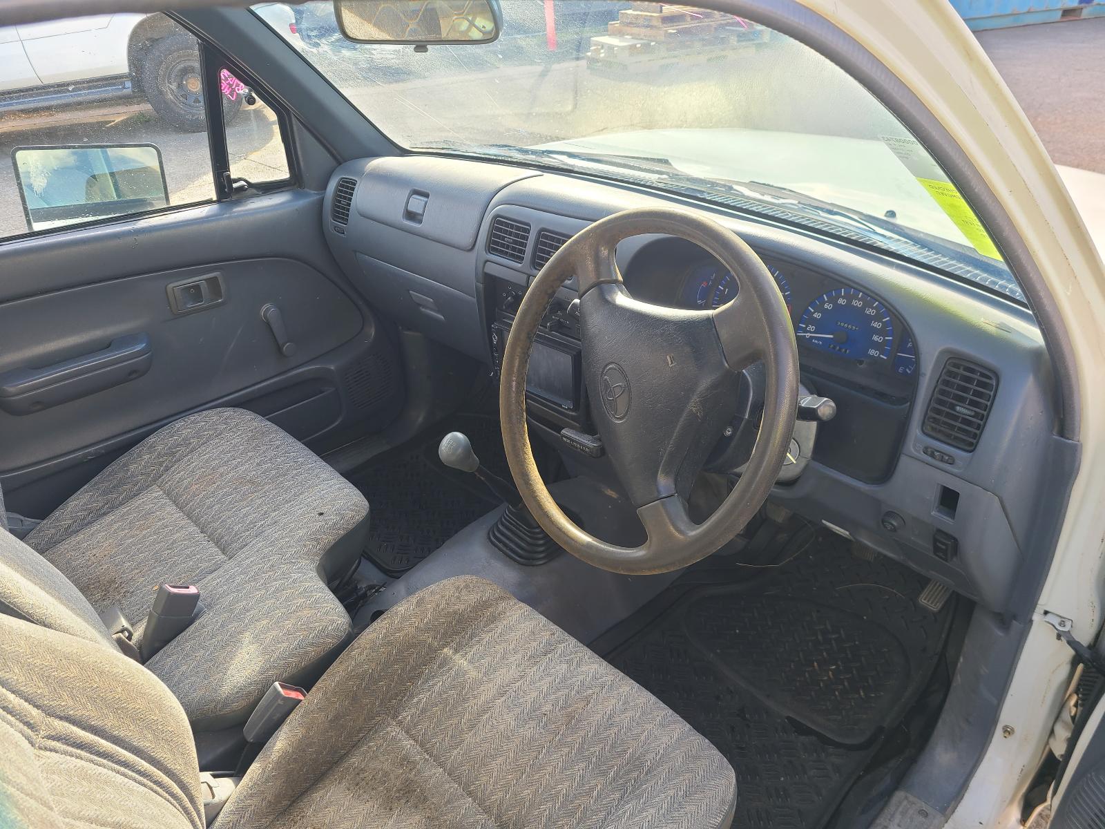 View Auto part Ashtray Toyota Hilux 2003