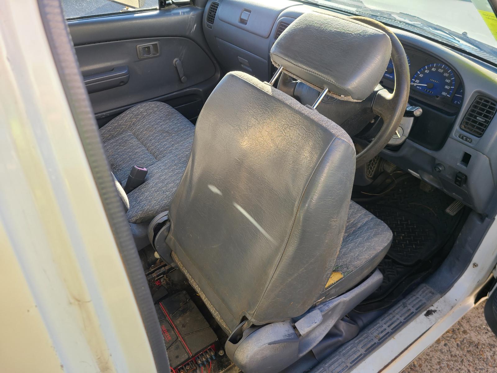 View Auto part Ashtray Toyota Hilux 2003