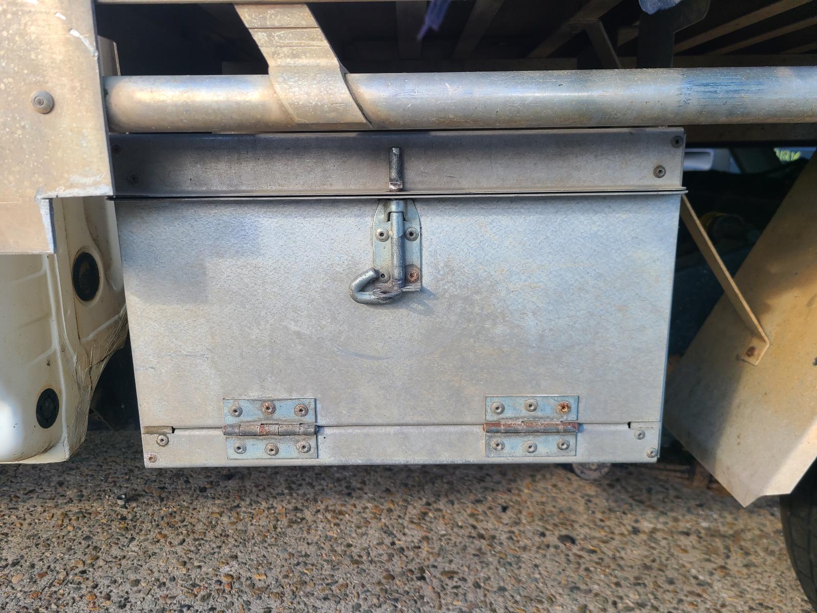 View Auto part Ashtray Toyota Hilux 2003