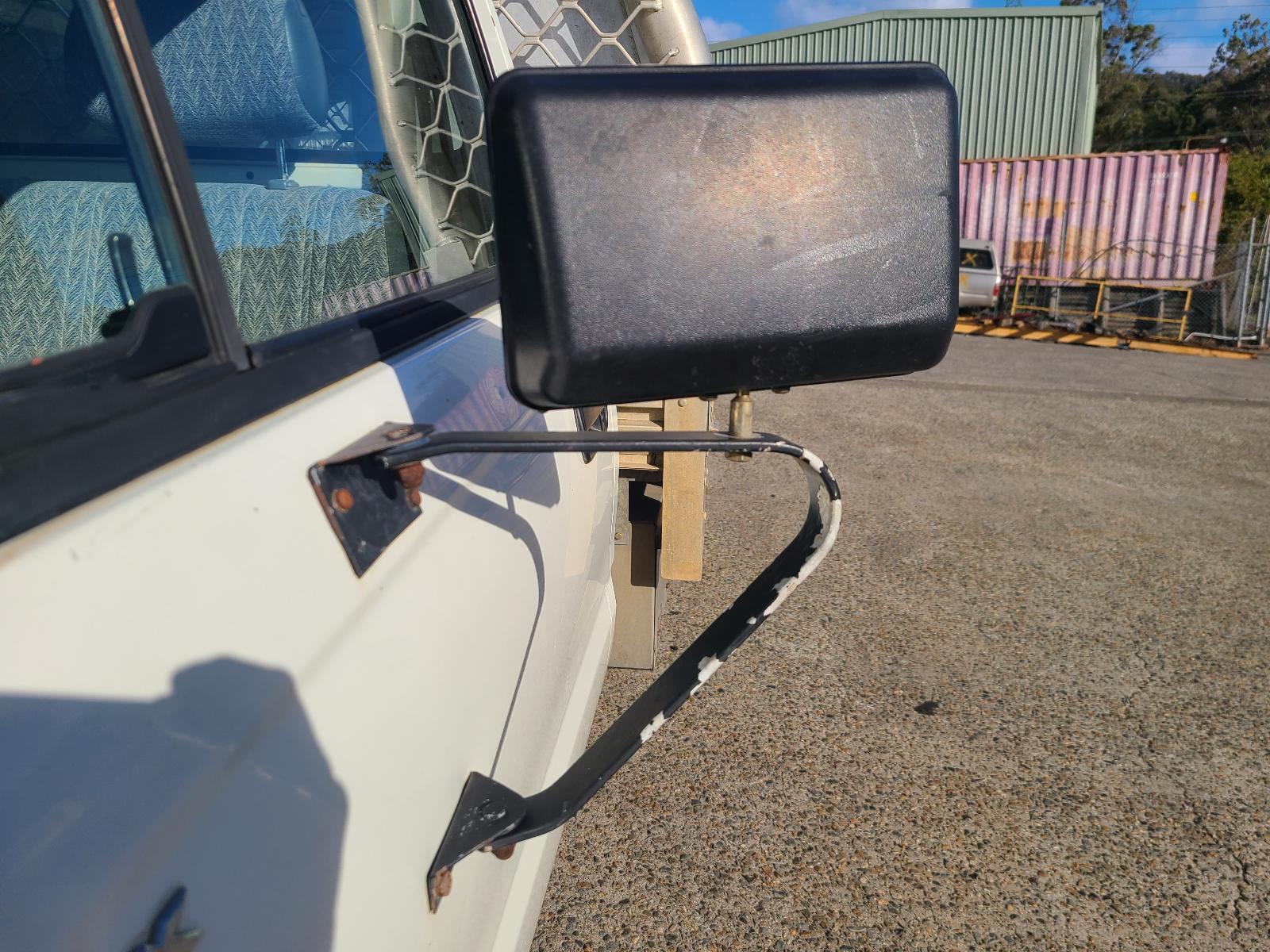 View Auto part Ashtray Toyota Hilux 2003