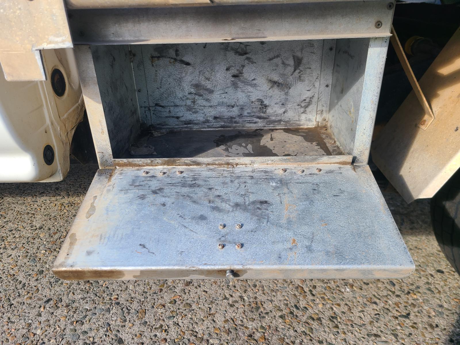 View Auto part Ashtray Toyota Hilux 2003