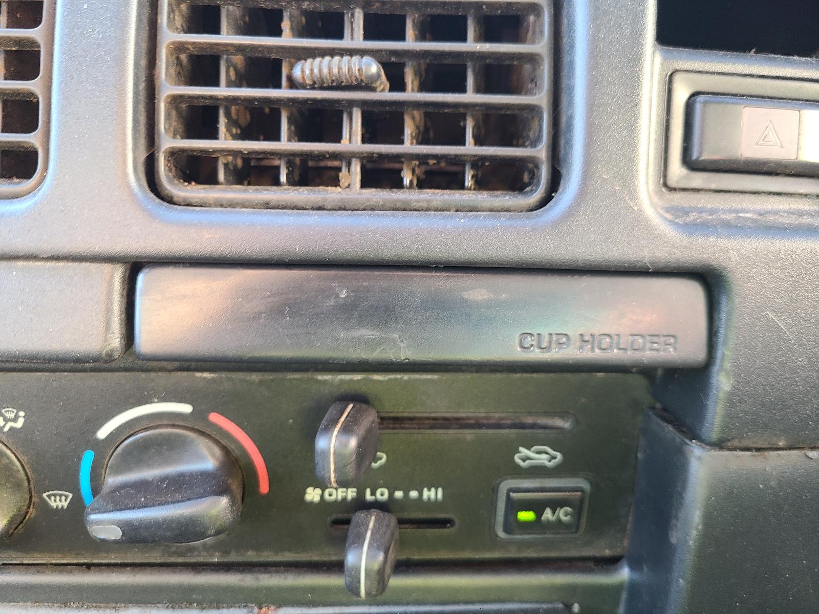 View Auto part Ashtray Toyota Hilux 2003
