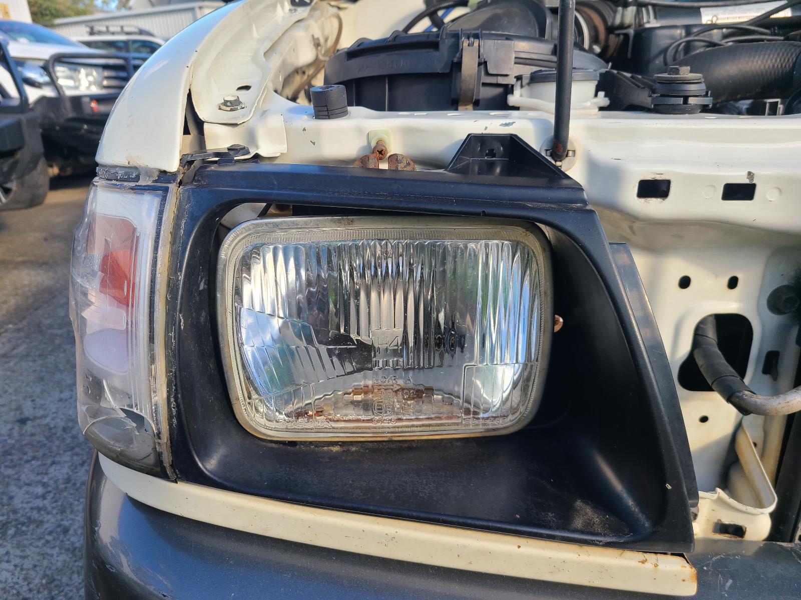 View Auto part Ashtray Toyota Hilux 2003