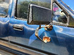 View Toyota Hilux 1994