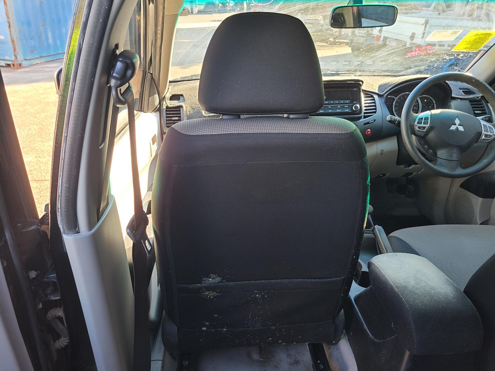 View Mitsubishi Triton 2014 4 Door Utility