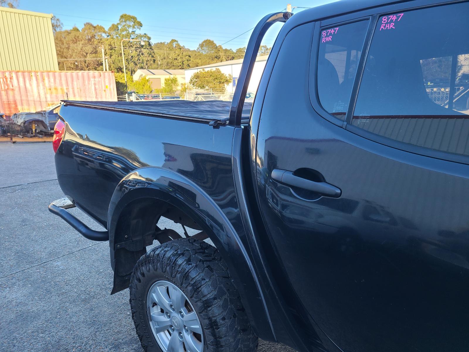 View Mitsubishi Triton 2014 4 Door Utility