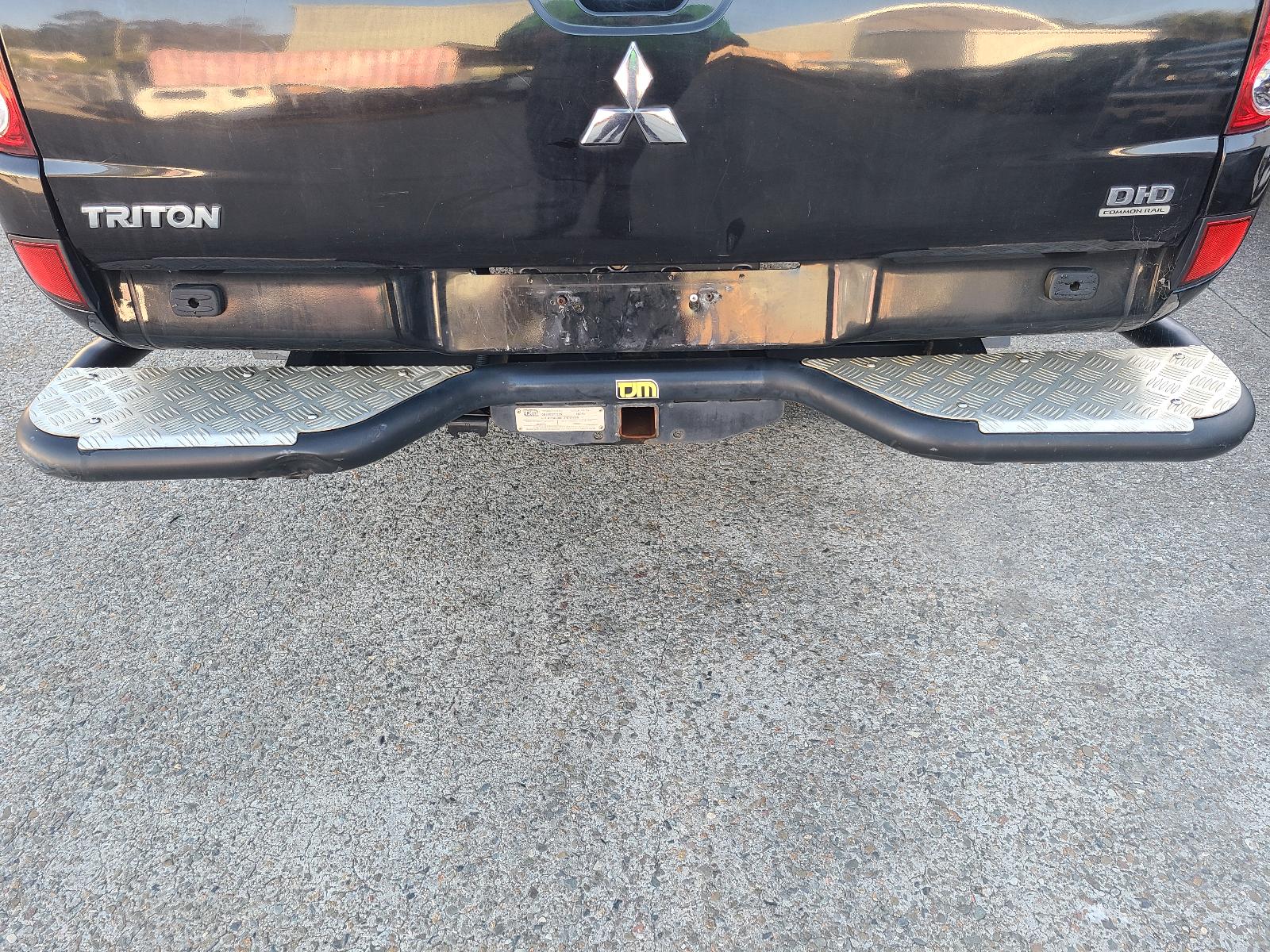View Mitsubishi Triton 2014 4 Door Utility