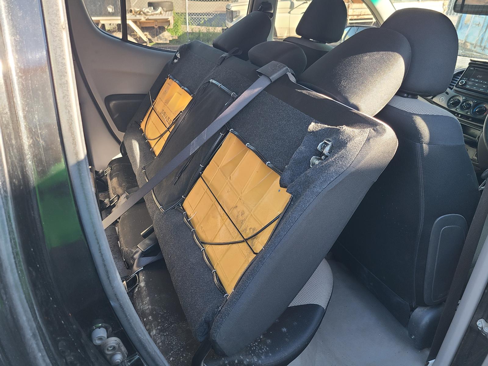 View Mitsubishi Triton 2014 4 Door Utility