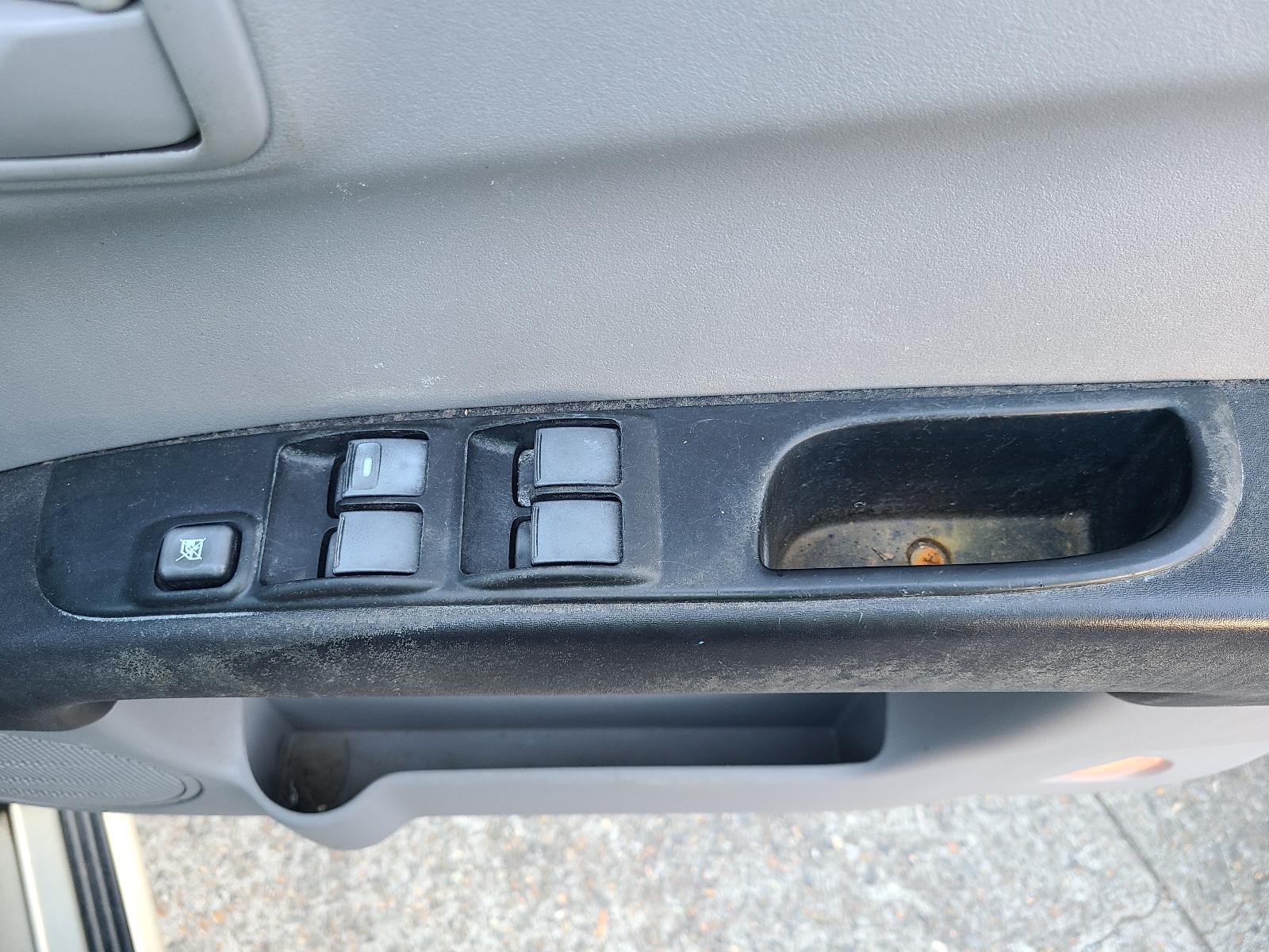 View Mitsubishi Triton 2014 4 Door Utility