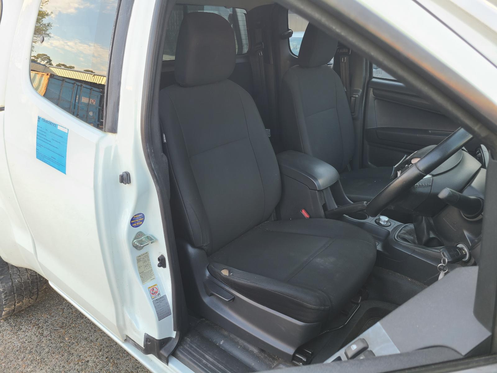 View Isuzu Dmax 2016 2 Door Pickup