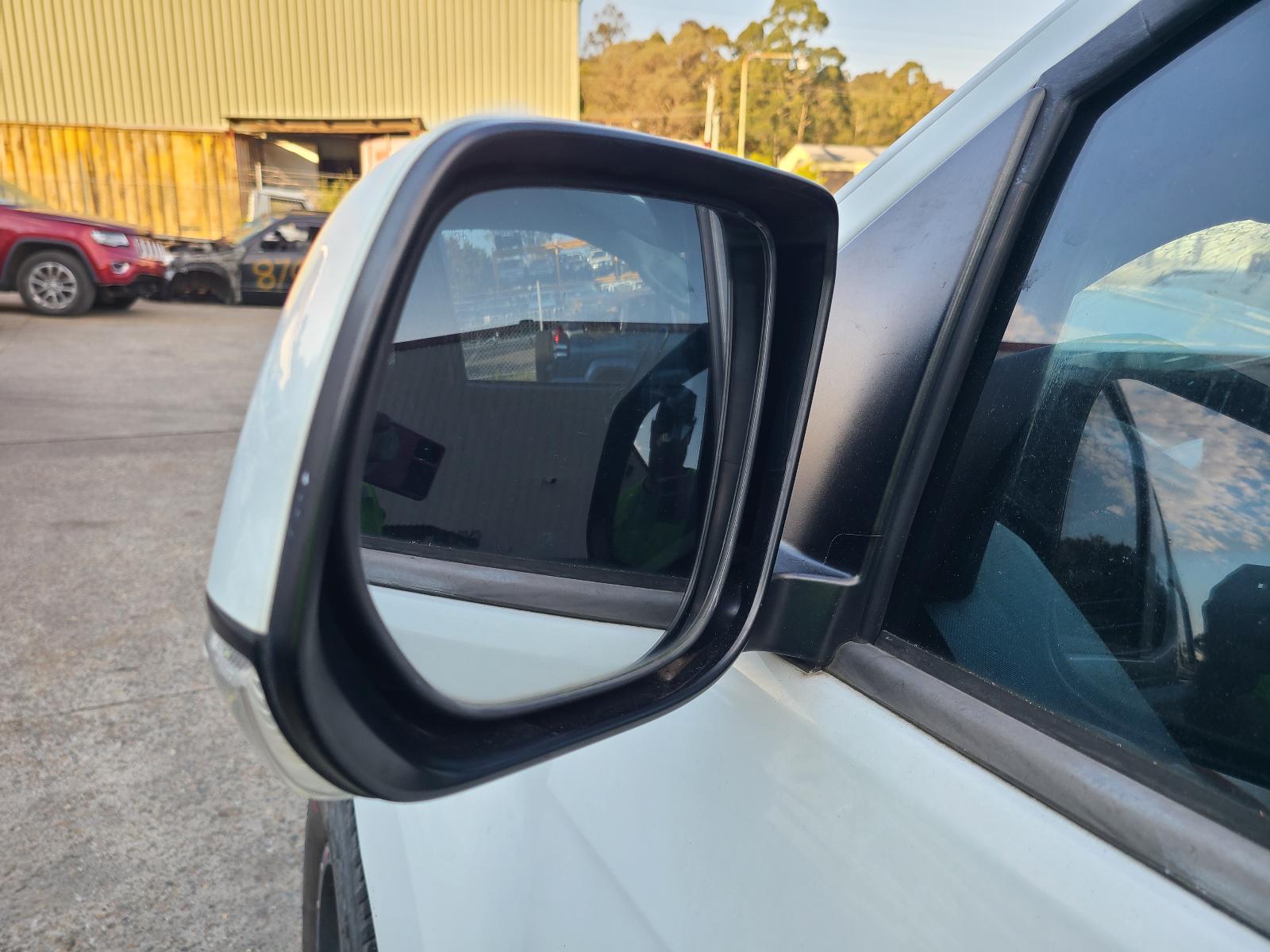 View Isuzu Dmax 2016 2 Door Pickup
