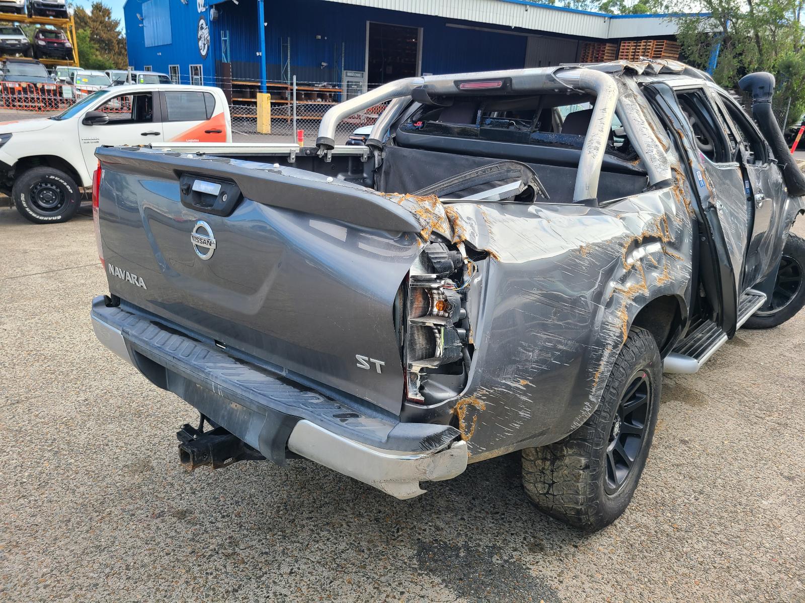 View Nissan Navara 2018  