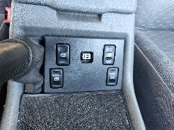 View Land Rover Discovery 1997 4 Door Station Wagon