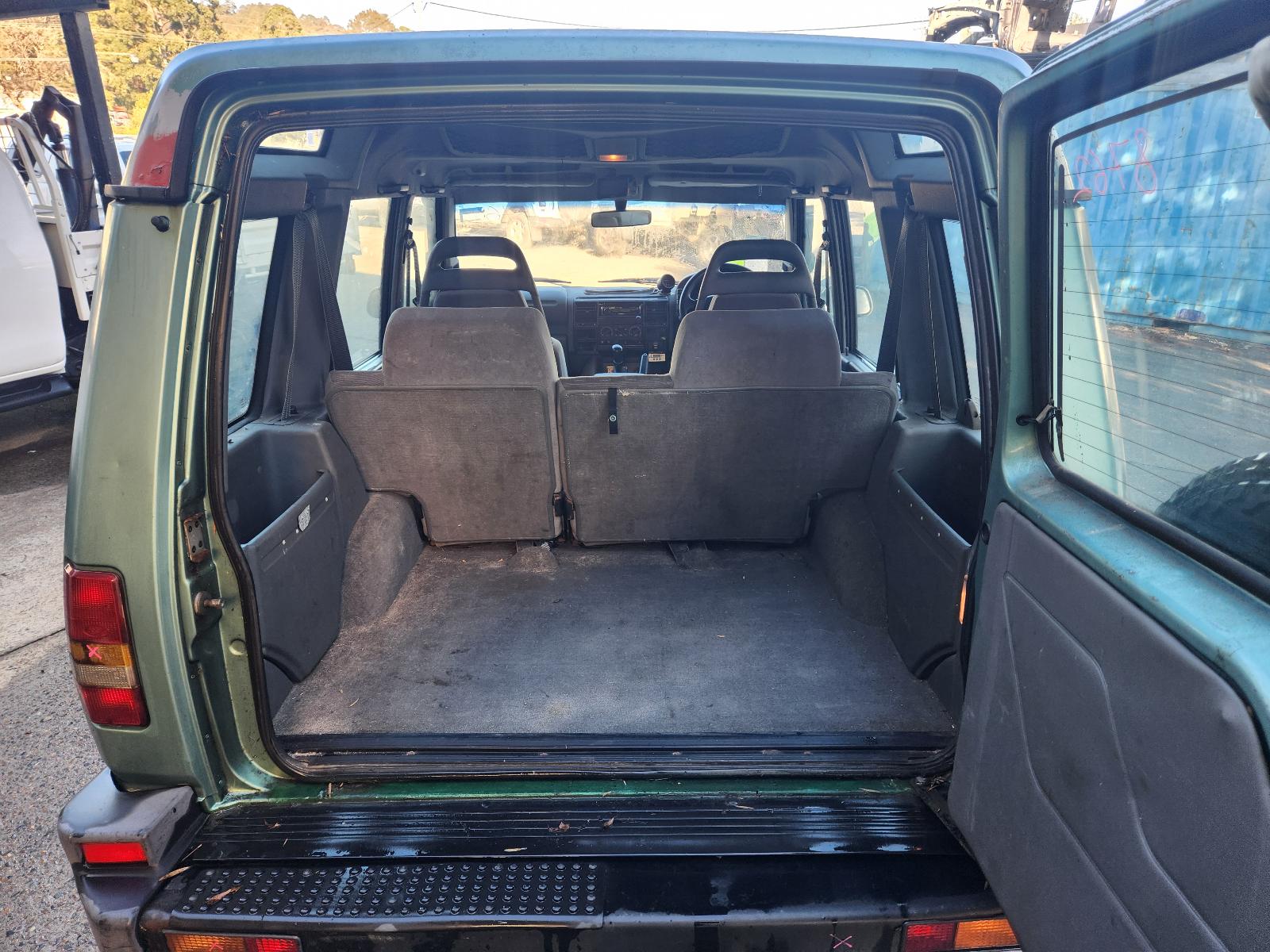 Land Rover Discovery 1997 4 Door Station Wagon View Land Rover Discovery 1997 4 Door Station Wagon