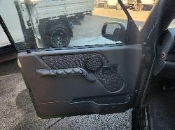 View Land Rover Discovery 1997 4 Door Station Wagon