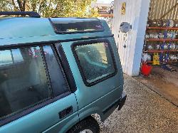 View Land Rover Discovery 1997 4 Door Station Wagon