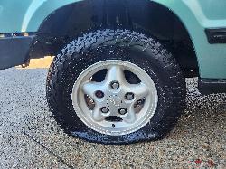 View Land Rover Discovery 1997 4 Door Station Wagon