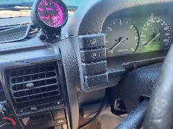 View Land Rover Discovery 1997 4 Door Station Wagon