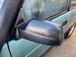 View Land Rover Discovery 1997 4 Door Station Wagon