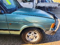 View Land Rover Discovery 1997 4 Door Station Wagon
