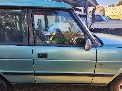 View Land Rover Discovery 1997 4 Door Station Wagon