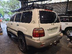 View Toyota Landcruiser 2000  