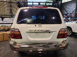 View Toyota Landcruiser 2000  