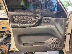 View Toyota Landcruiser 2000  