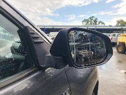 View Auto part Console Toyota Hilux 2017