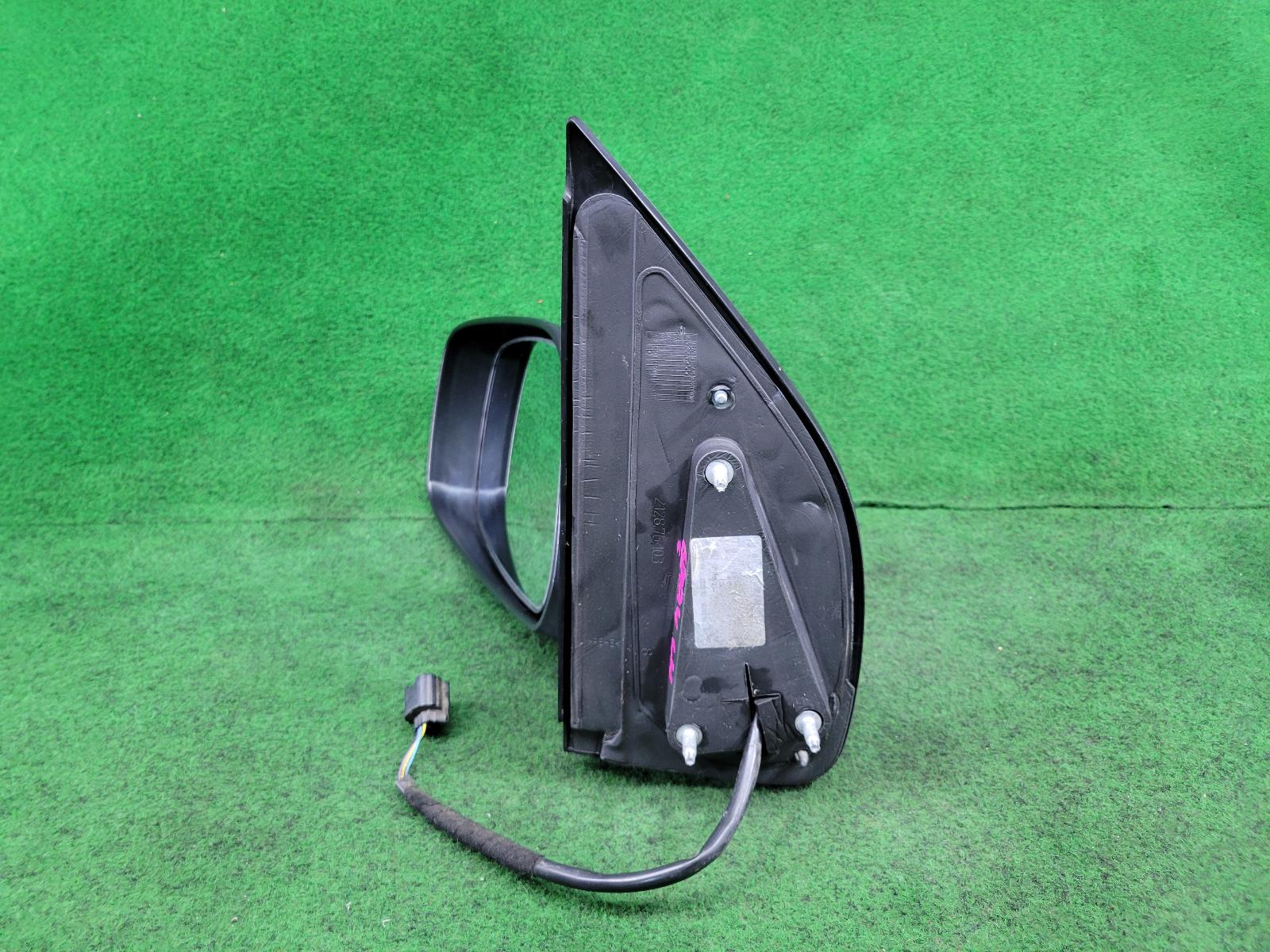 2005 Nissan Pathfinder Left Door Mirror View Auto part Left Door Mirror Nissan Pathfinder 2005