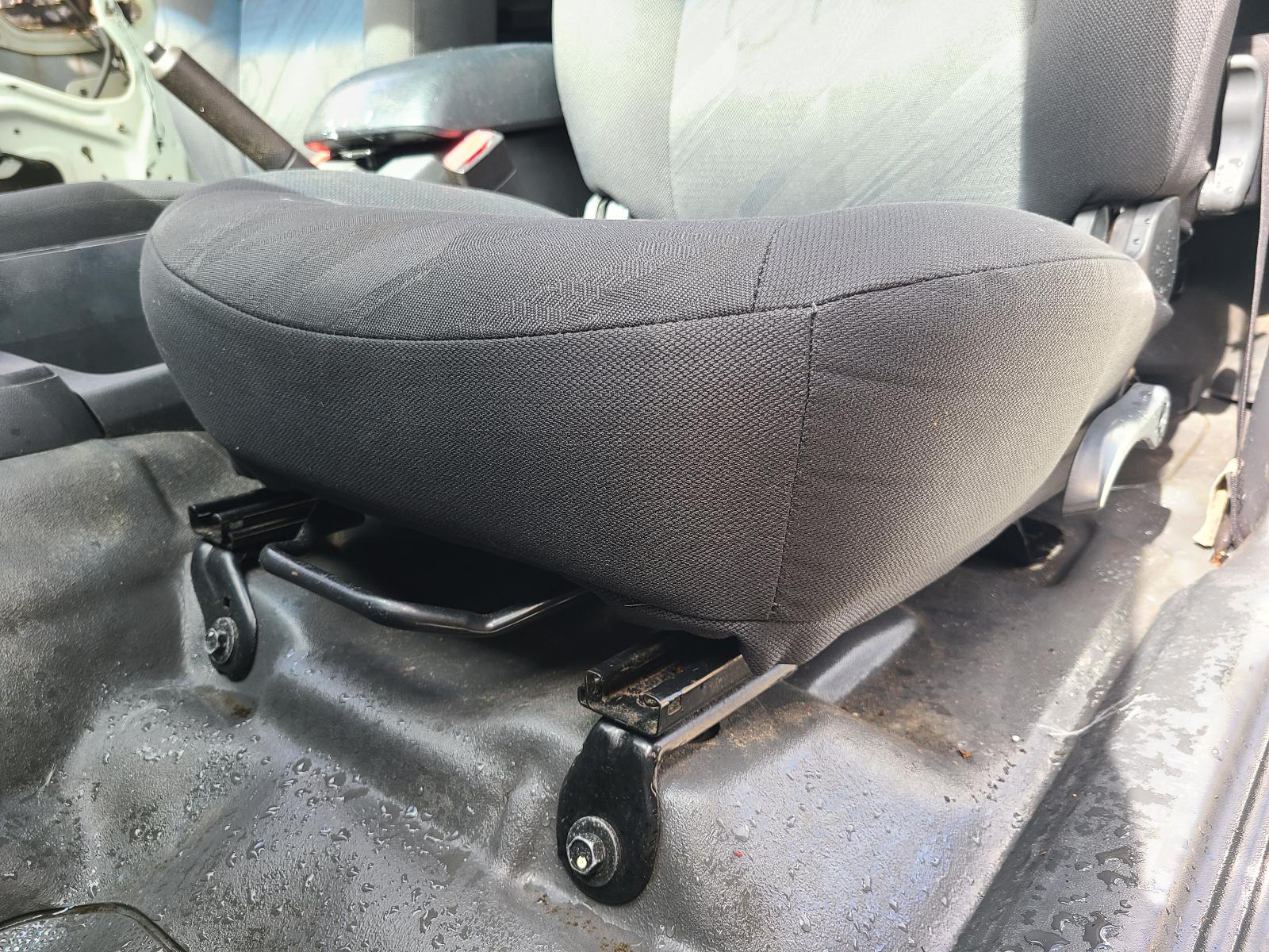 View Holden Colorado 2011 4 Door Utility