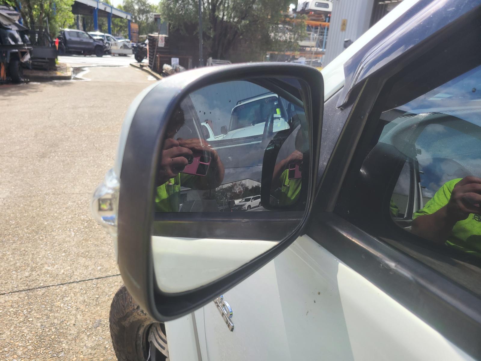 View Holden Colorado 2011 4 Door Utility