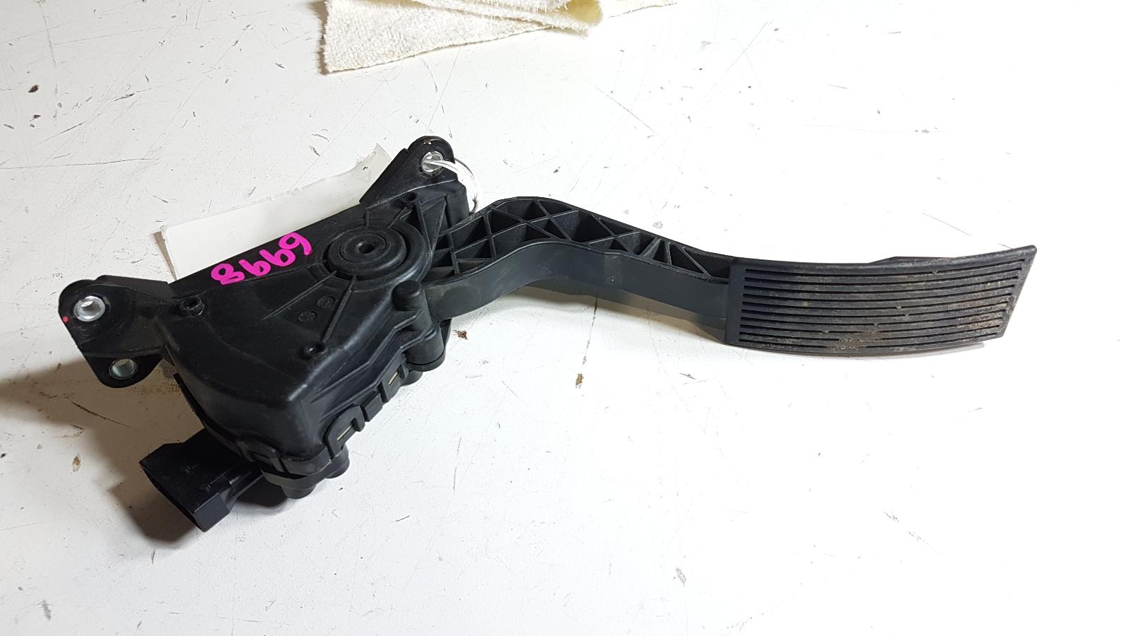 Pedal Assembly Navara Nissan 2018