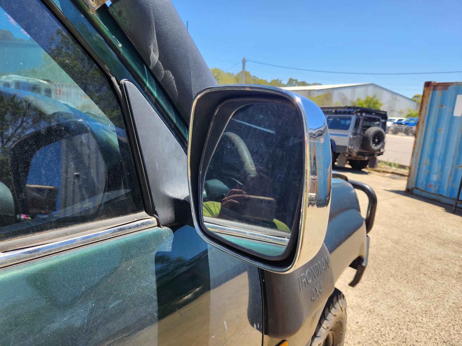 View Toyota Landcruiser 1999 4 Door Station Wagon