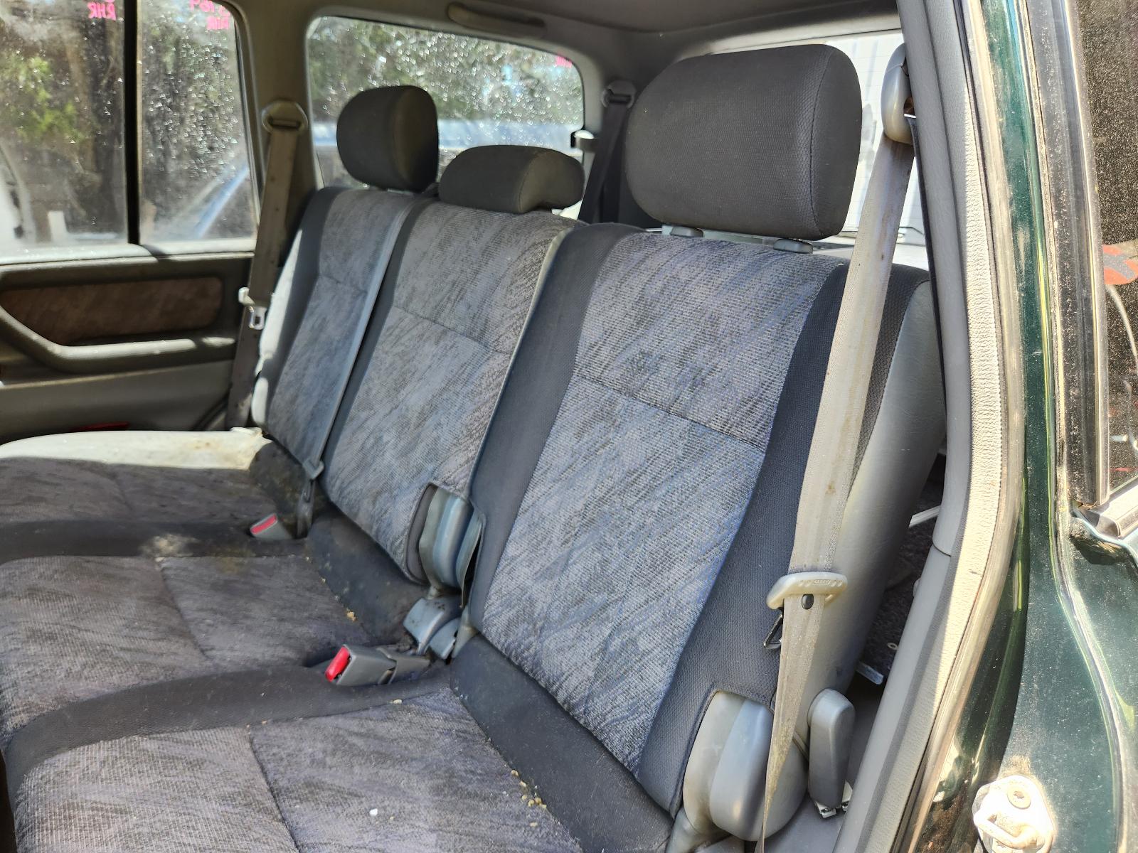View Toyota Landcruiser 1999 4 Door Station Wagon