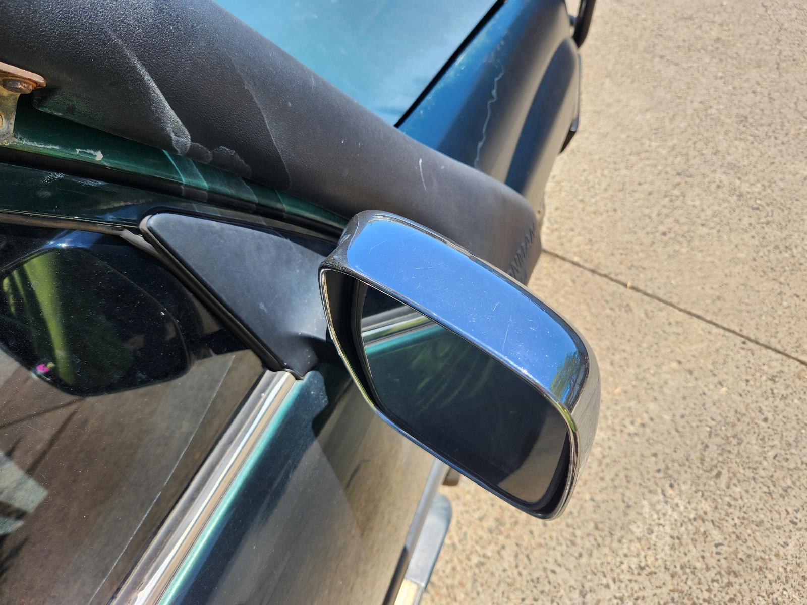 View Toyota Landcruiser 1999 4 Door Station Wagon