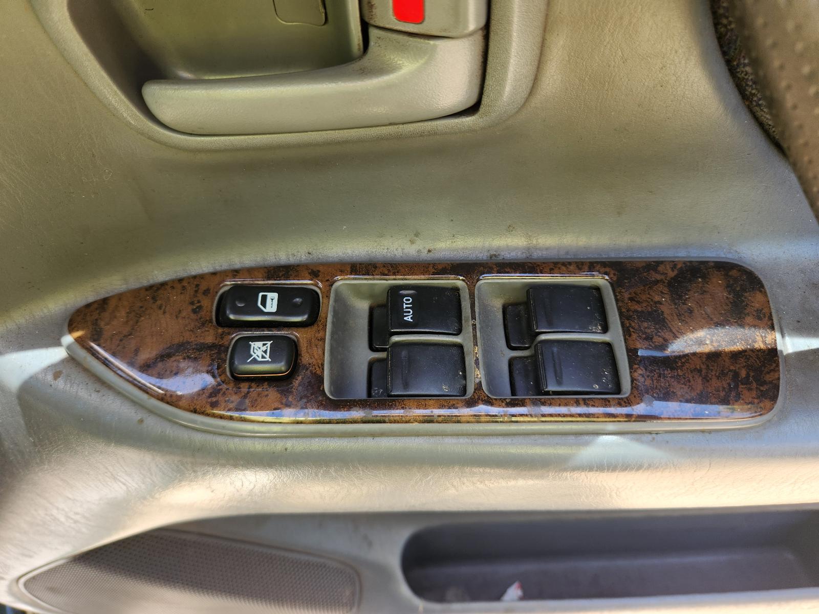 View Toyota Landcruiser 1999 4 Door Station Wagon