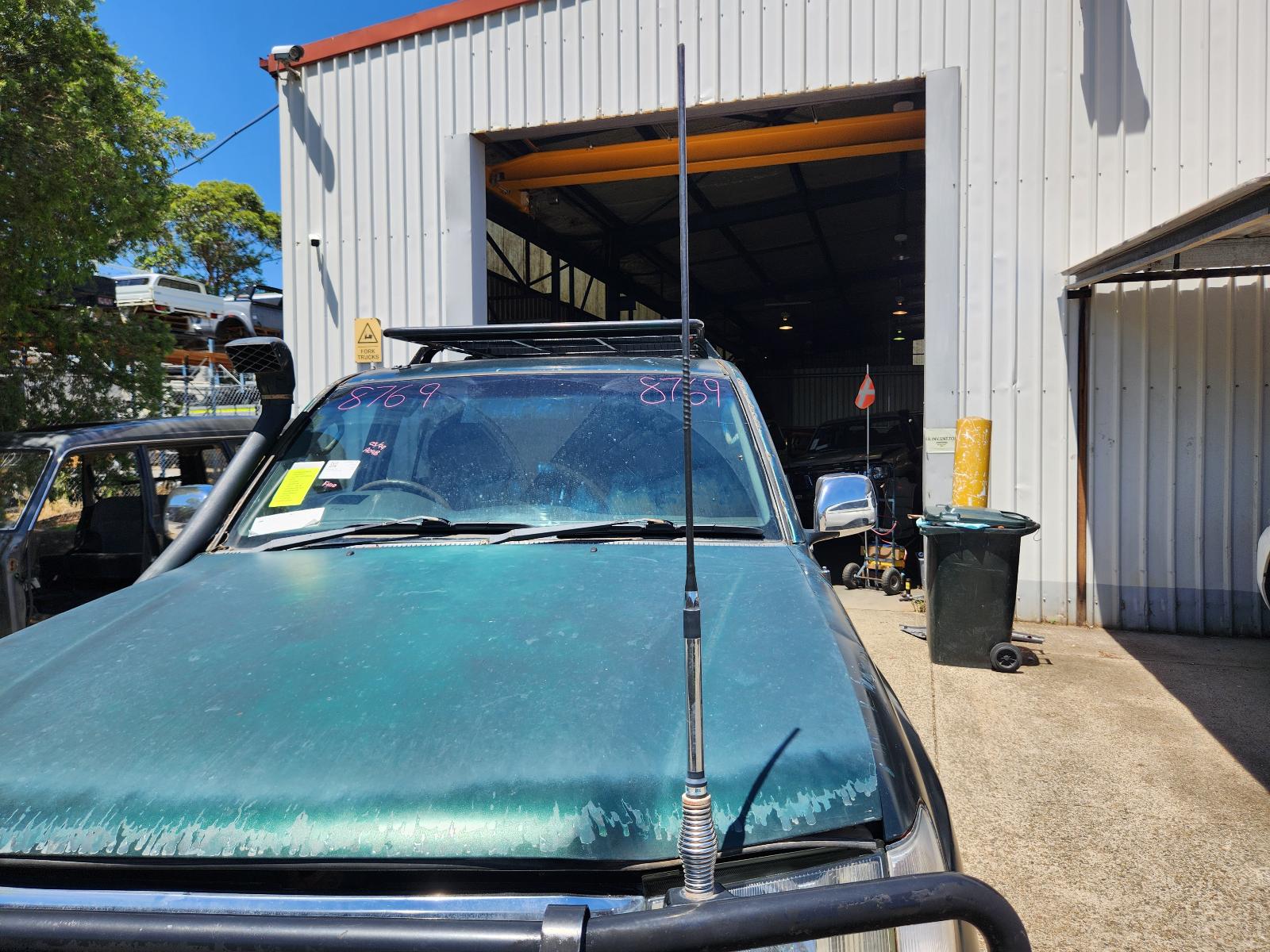 View Toyota Landcruiser 1999 4 Door Station Wagon