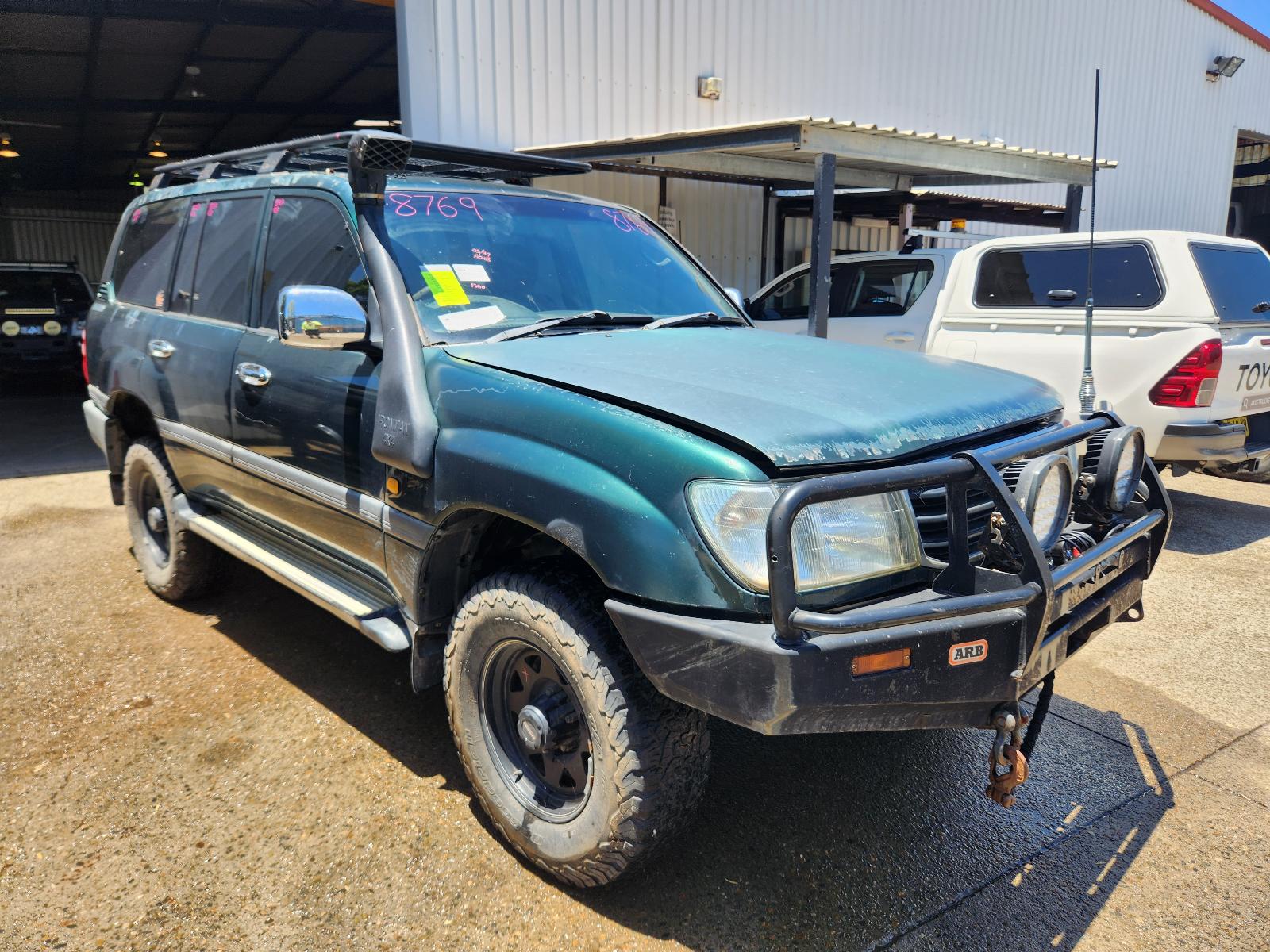 View Toyota Landcruiser 1999 4 Door Station Wagon