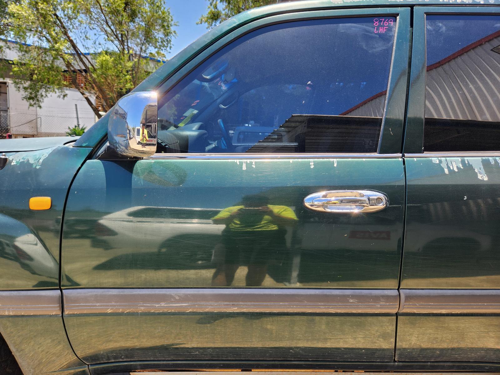 View Toyota Landcruiser 1999 4 Door Station Wagon