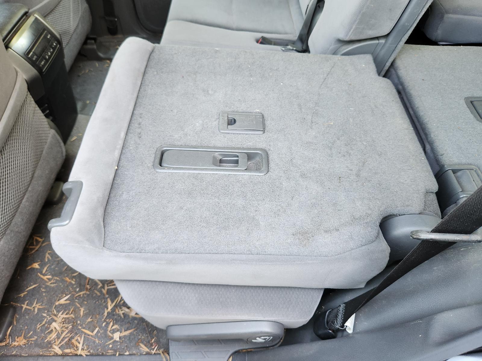 View Toyota Prado 2011 4 Door Station Wagon