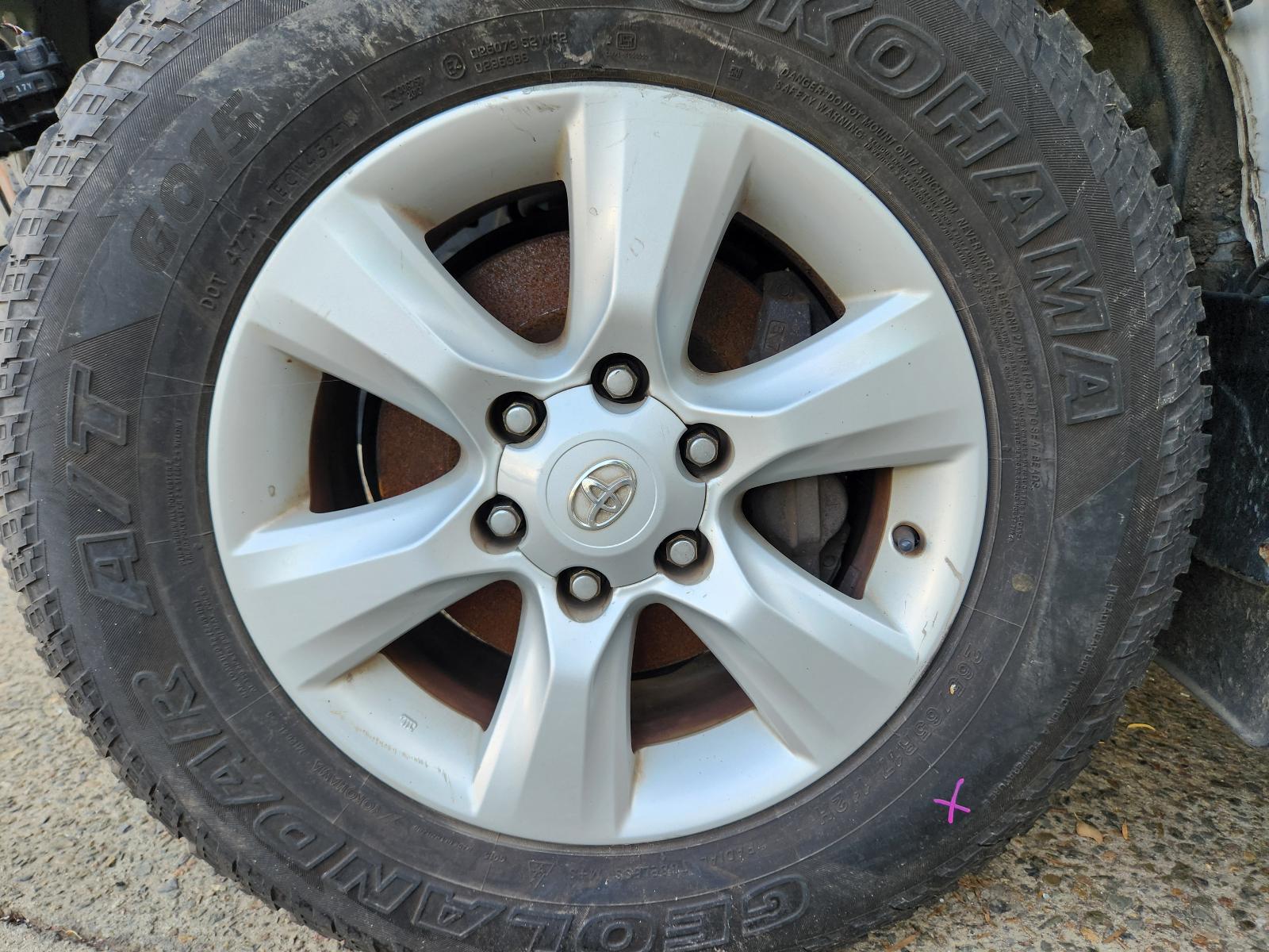 View Toyota Prado 2011 4 Door Station Wagon