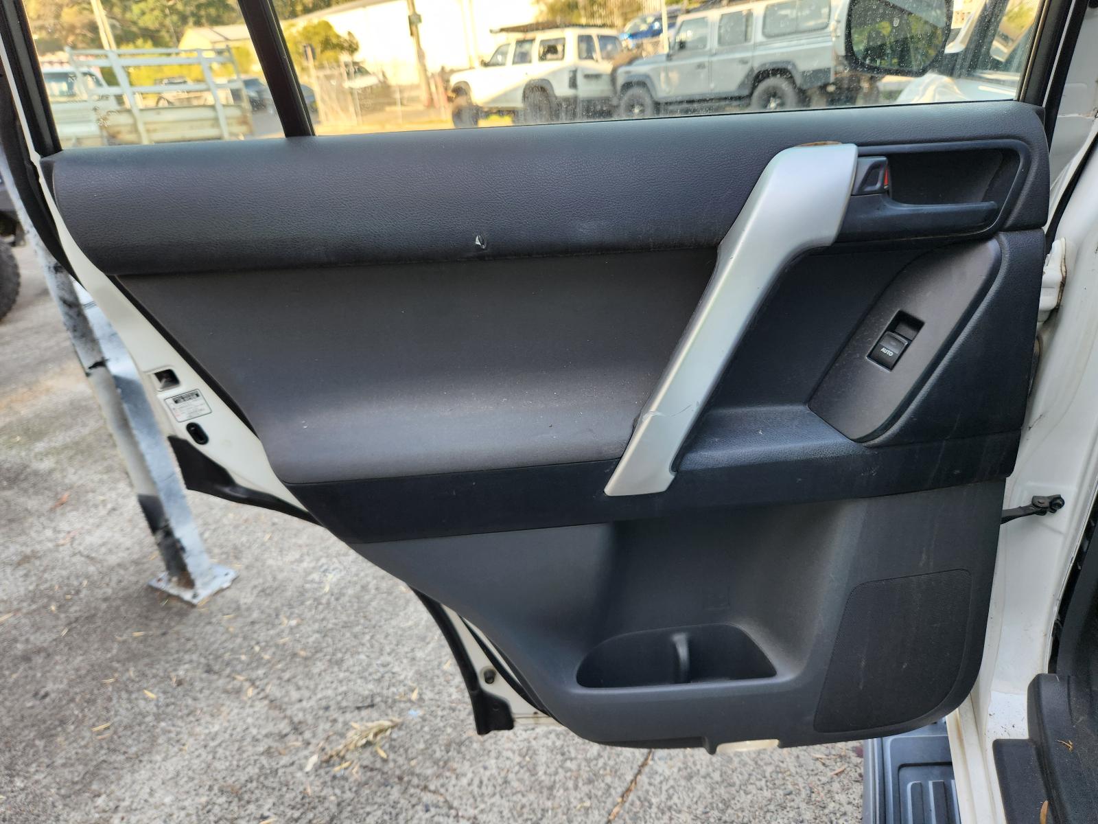 View Toyota Prado 2011 4 Door Station Wagon